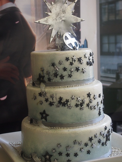 Pictures of gay wedding cakes