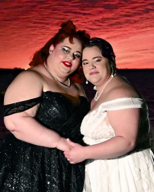 KatandAlex_JLP_Poses_60(8)-cropped.jpg