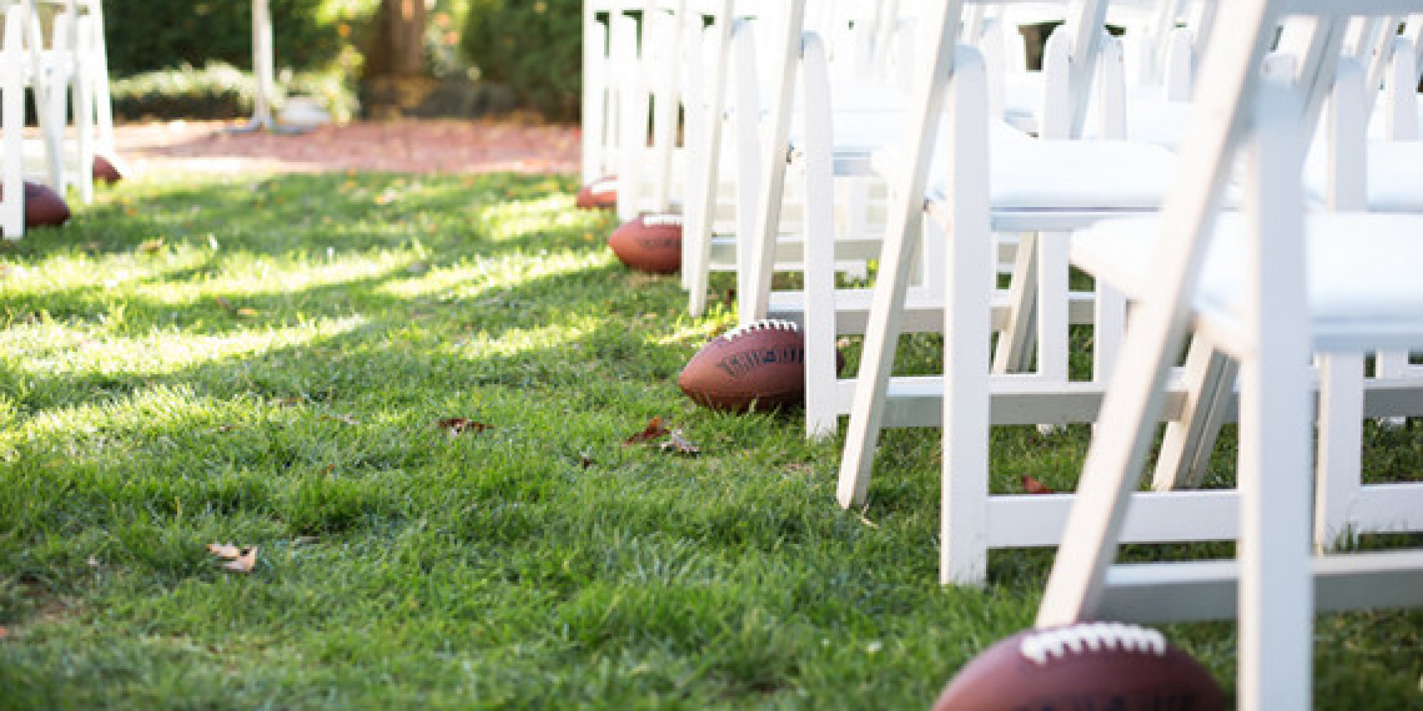 Super Bowl weddings: Touchdown or fumble?
