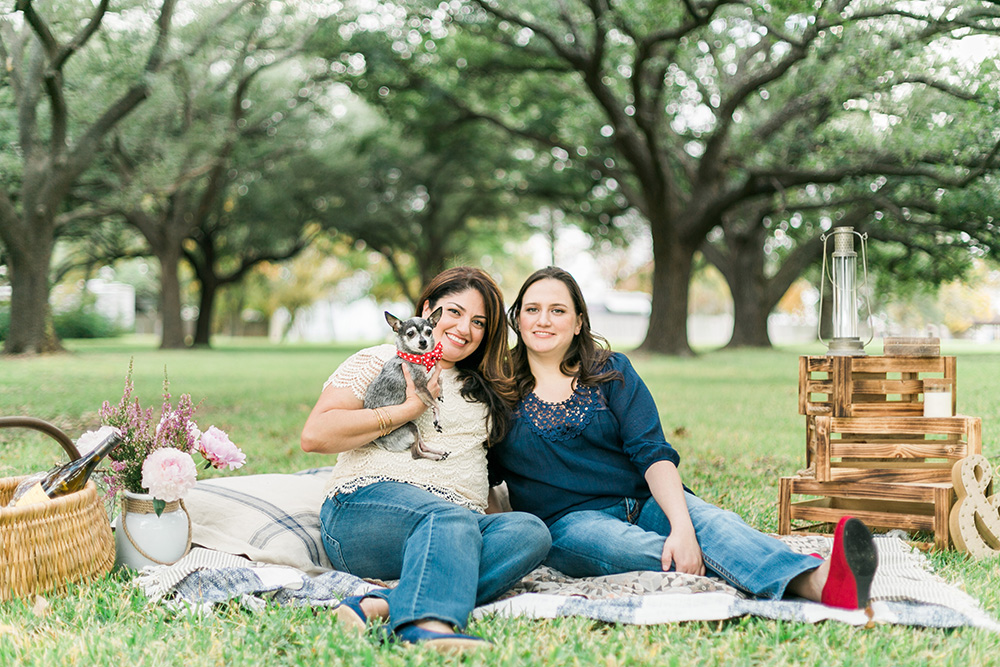 veronica-carolina-texas-engagement-think-elysian-photography-picnic