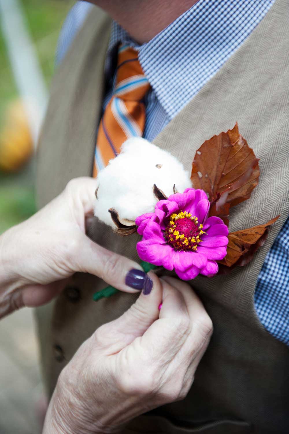 gay-wedding-southern-boutonniere