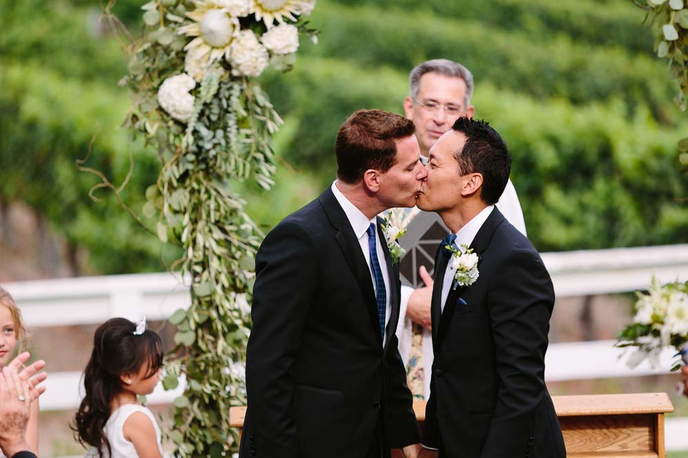 Ny Governor Unveils Plans To Legalise Gay Marriages