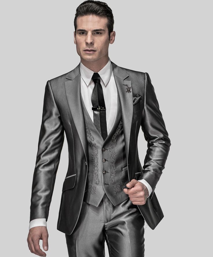 Metallic suit for wedding silver black tie