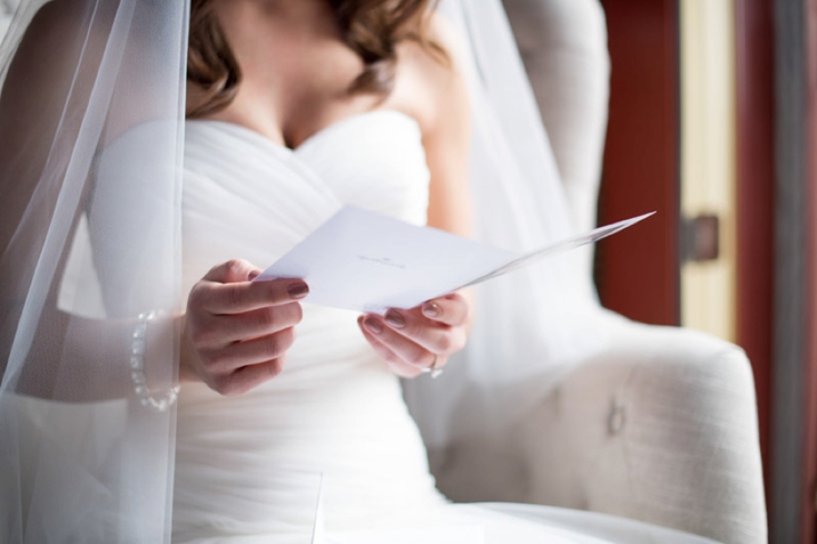 6 ways to share love notes on your wedding day