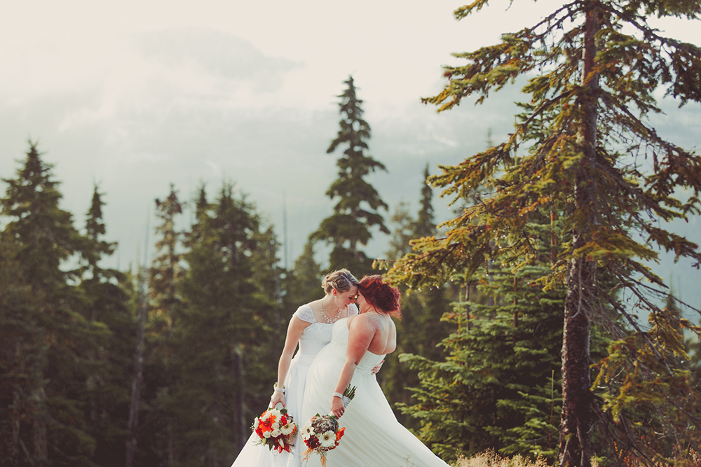 Mount Washington cabin style wedding