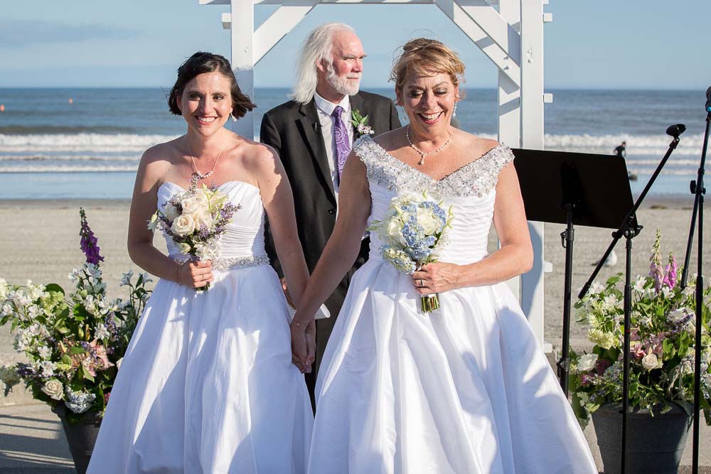 Rhode Island Beach Wedding Equally Wed Lgbtq Weddings