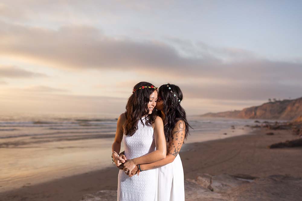 Scavenger hunt proposal with engagement session on the beaches of La Jolla, California