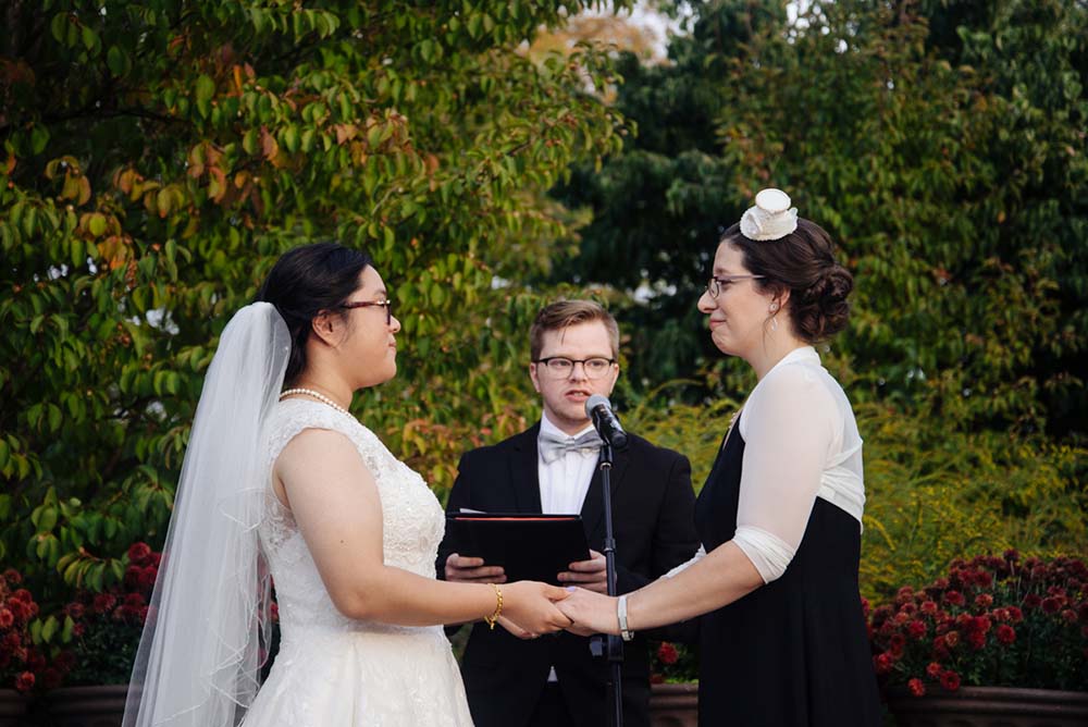 Lesbian high school sweethearts tie the knot