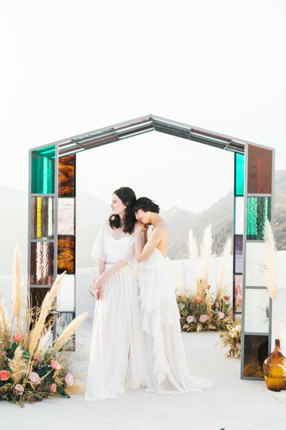Geometric summer wedding inspiration, Equally Wed, styled shoot