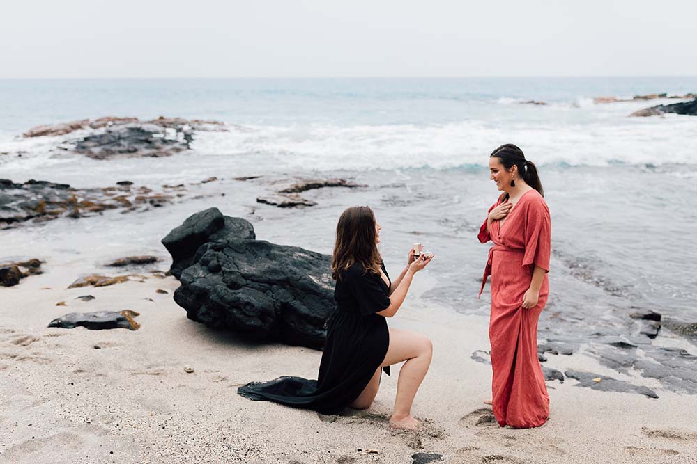 Surprise Hawaii photo shoot proposal