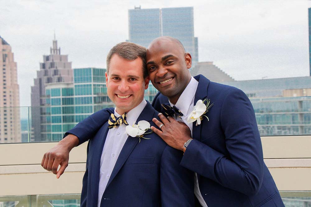 Modern southern wedding celebrates Atlanta skyline