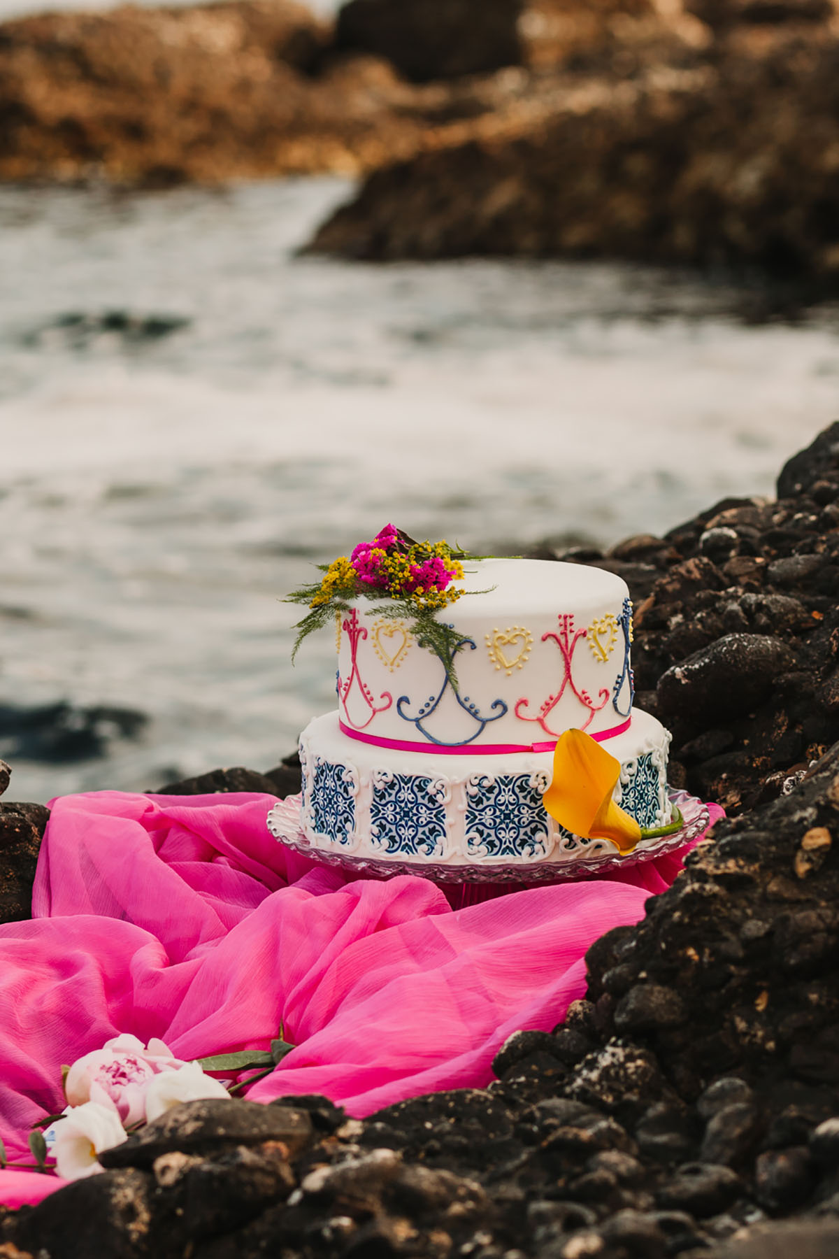 Eclectic colorful Frida Kahlo beach wedding inspiration colorful Bohemian cake