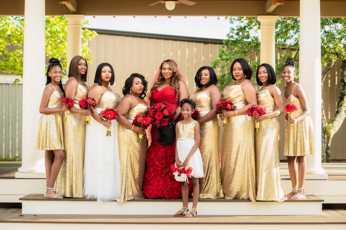 https://equallywed.com/wp-content/uploads/2018/09/elegant-red-and-gold-atlanta-outdoor-wedding-andre-brown-photography-equally-wed-128.jpg