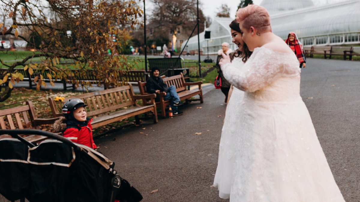 Couple goes viral after little boy realizes ‘two princesses’ can get married