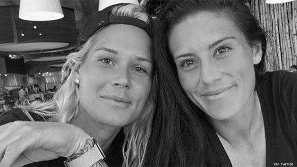 U.S. soccer stars Ali Krieger and Ashlyn Harris are now engaged