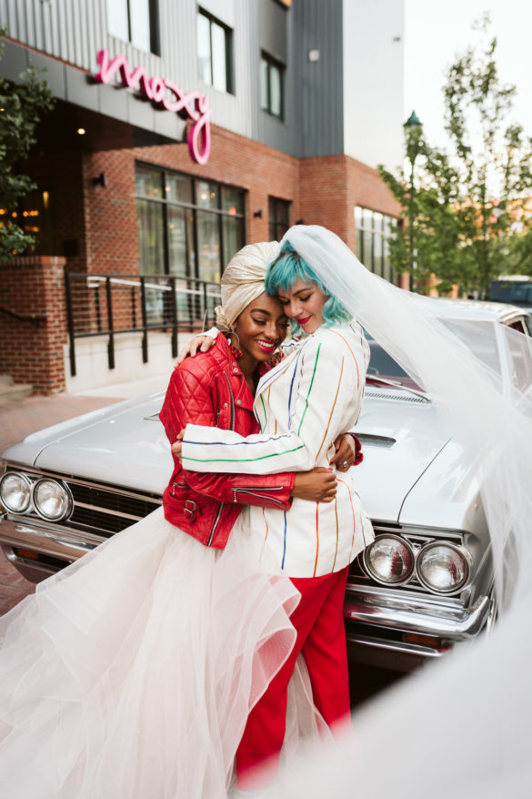 Colorful whimsical vintage wedding inspiration in Chattanooga, Tennessee