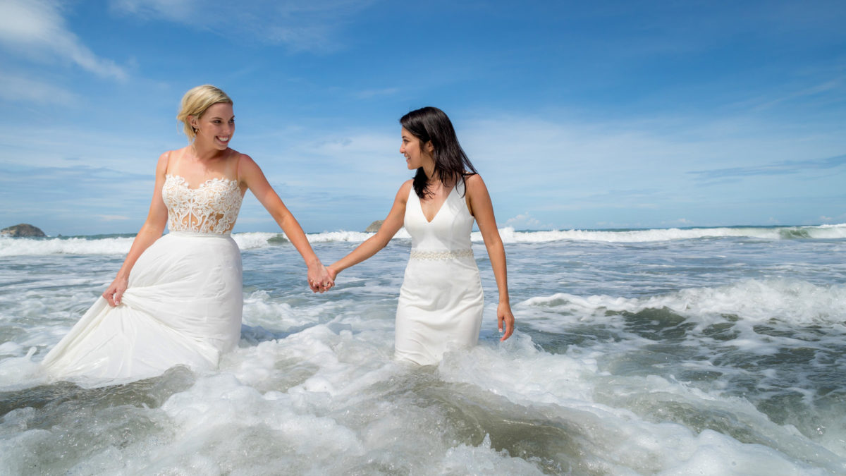 This couple needed a rain plan for their Costa Rica destination wedding