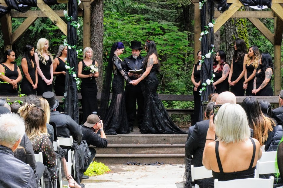 Black gothic wedding with skulls, swords and magic