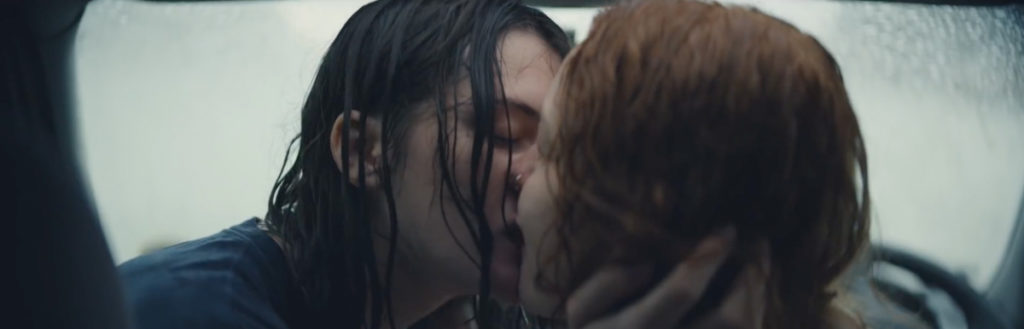 kiss Renault Clio car ad celebrating a 30-year lesbian romance