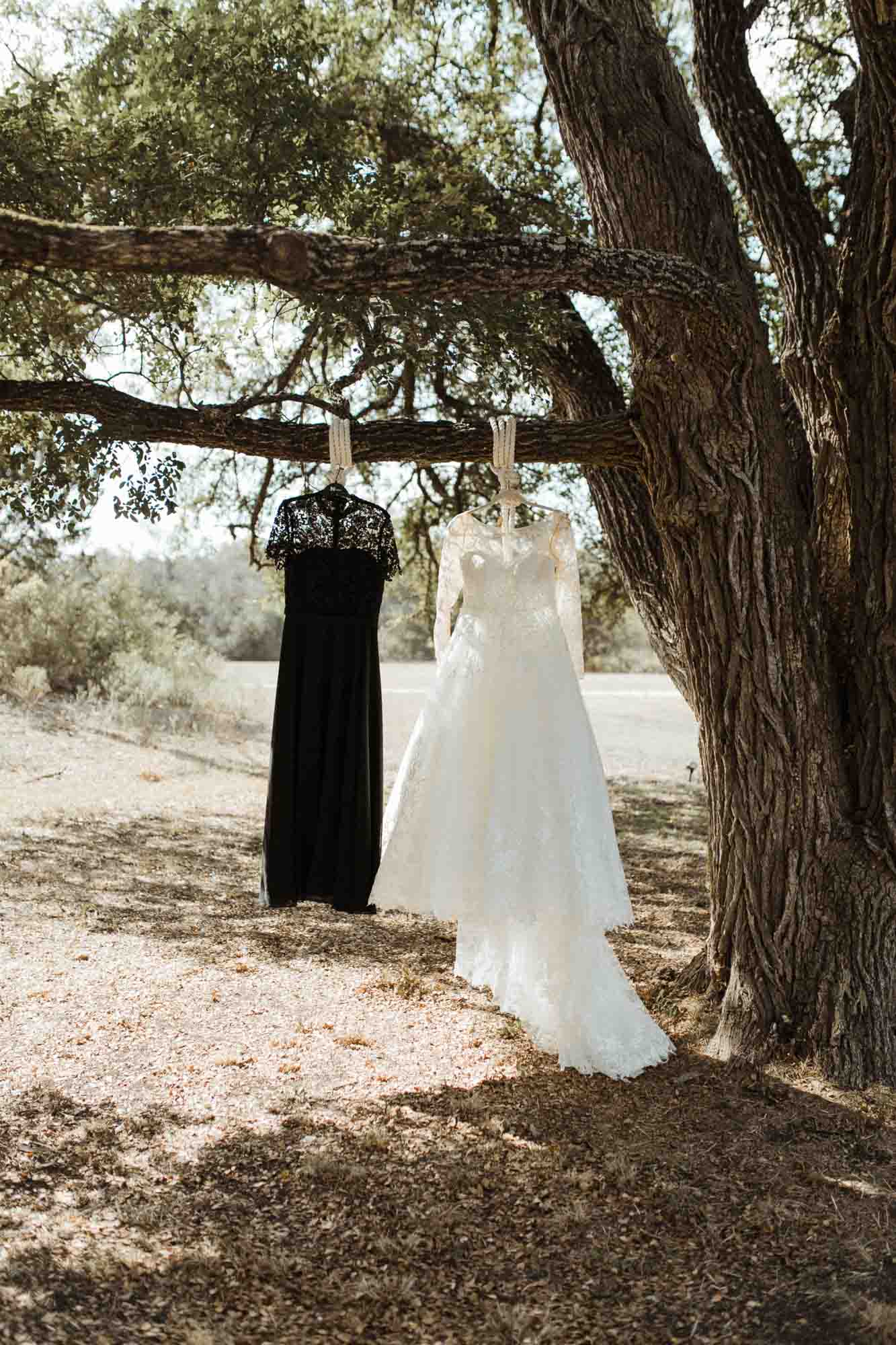 Beautifully gothic Texas wedding with creative details, photo by Leah Thomason Photography, featured on Equally Wed, the LGBTQ+ wedding magazine 