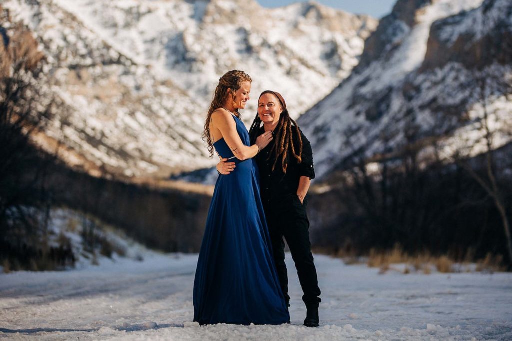 Laughter, healing and love in the outdoors | Amanda Summerlin Photography | Featured on Equally Wed, the leading LGBTQ+ wedding magazine 