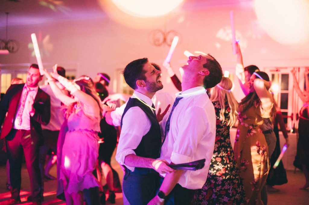 Barn meets ballroom at this upscale Kentucky wedding | Sarah Katherine Davis Photography| Featured on Equally Wed, the leading LGBTQ+ wedding magazine