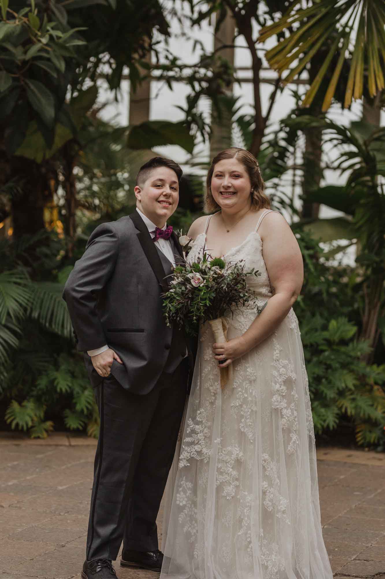 Intimate, relaxed botanic gardens wedding in New York | Kiran Photography | Featured on Equally Wed, the leading LGBTQ+ wedding magazine