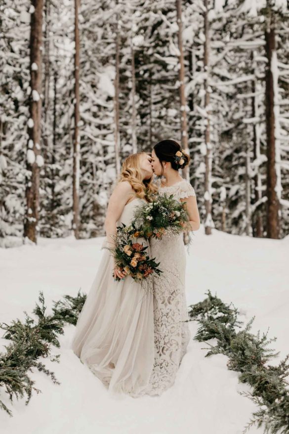 Outdoor winter wedding ideas with sustainable elements