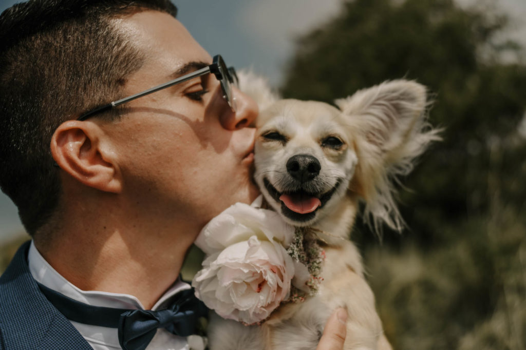 Sunny and stylish 12th anniversary photo session | Jacqulyn Hamilton English Weddings | Featured on Equally Wed, the leading LGBTQ+ wedding magazine