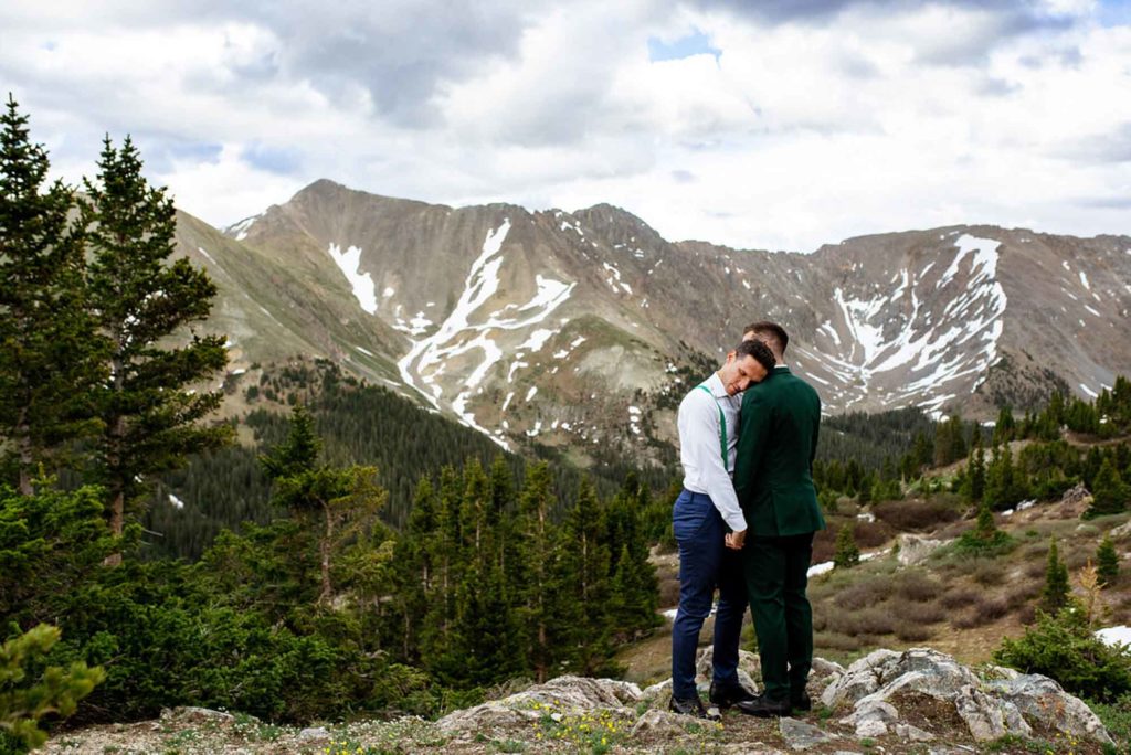 Epic mountainside vow renewal in Colorado | Josie V Photography | Featured on Equally Wed, the leading LGBTQ+ wedding magazine