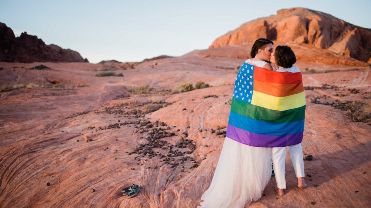 Stunning Valley of Fire State Park Elopement