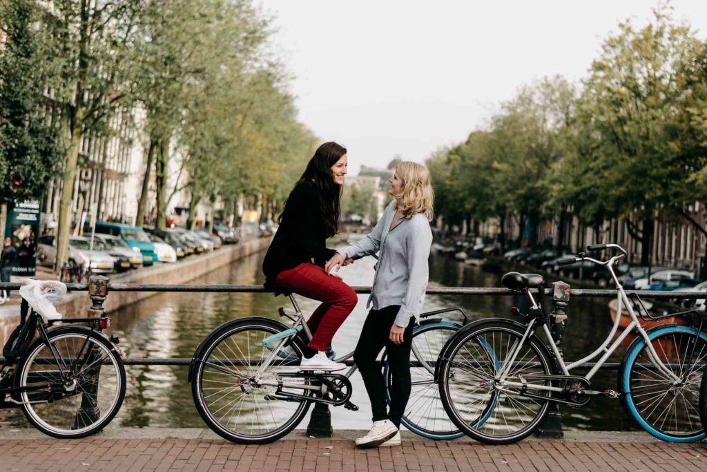Amsterdam photo session celebrating love and adventure | Framed by Emily | Featured on Equally Wed, the leading LGBTQ+ wedding magazine