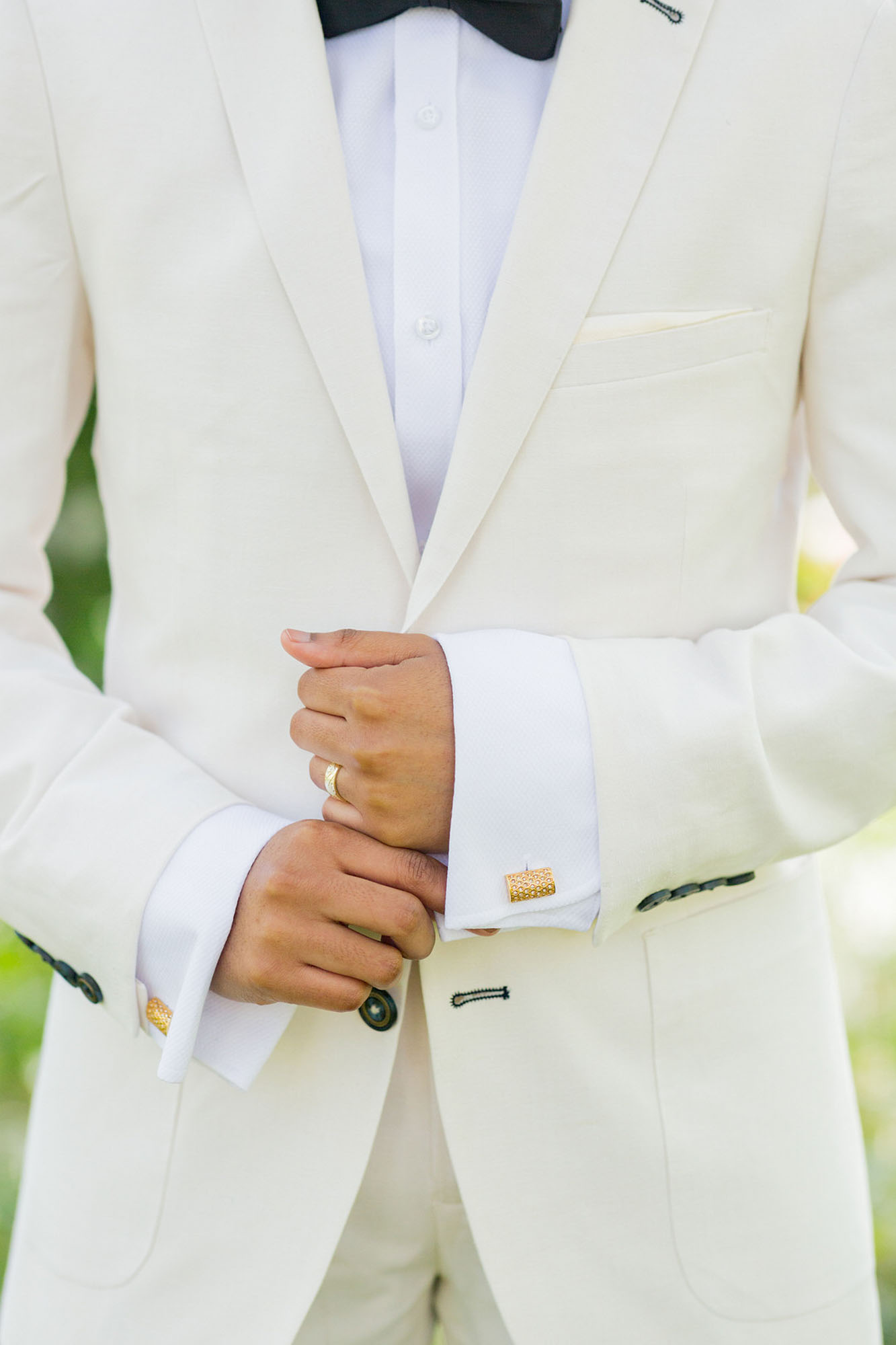 Sunny South Carolina elopement surrounded by greenery | Jessica Hunt Photography | Featured on Equally Wed, the leading LGBTQ+ wedding magazine - white tux
