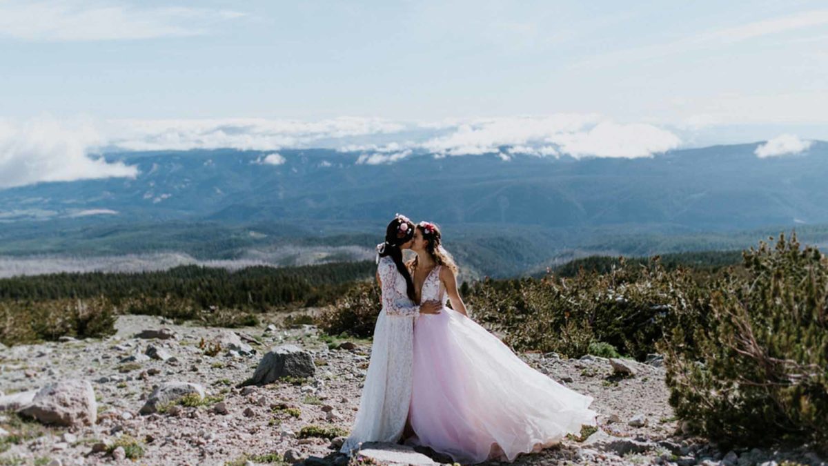 Stunning adventure elopement at Oregon’s Mt. Hood