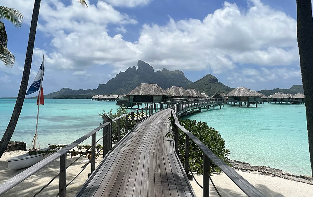 3 reasons to make Bora Bora your honeymoon dream spot