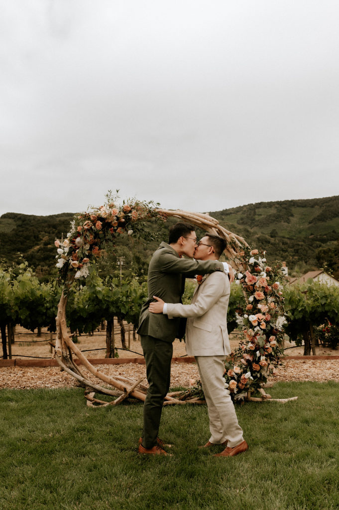 Tam and Yiyun's intimate summer wedding at Folktale Winery and ...