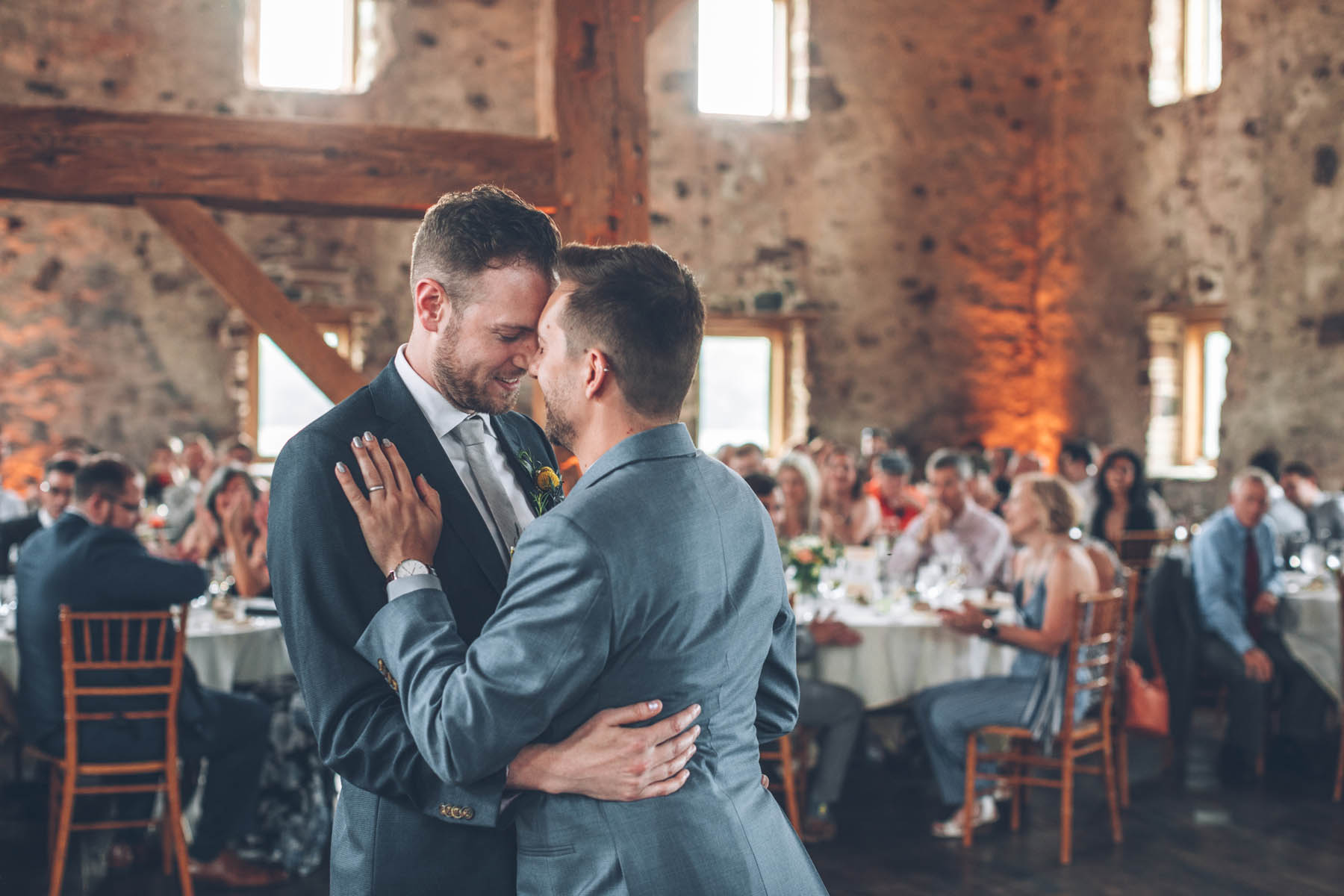 Завораживающая гей-свадьба в Пенсильванских Аппалачах