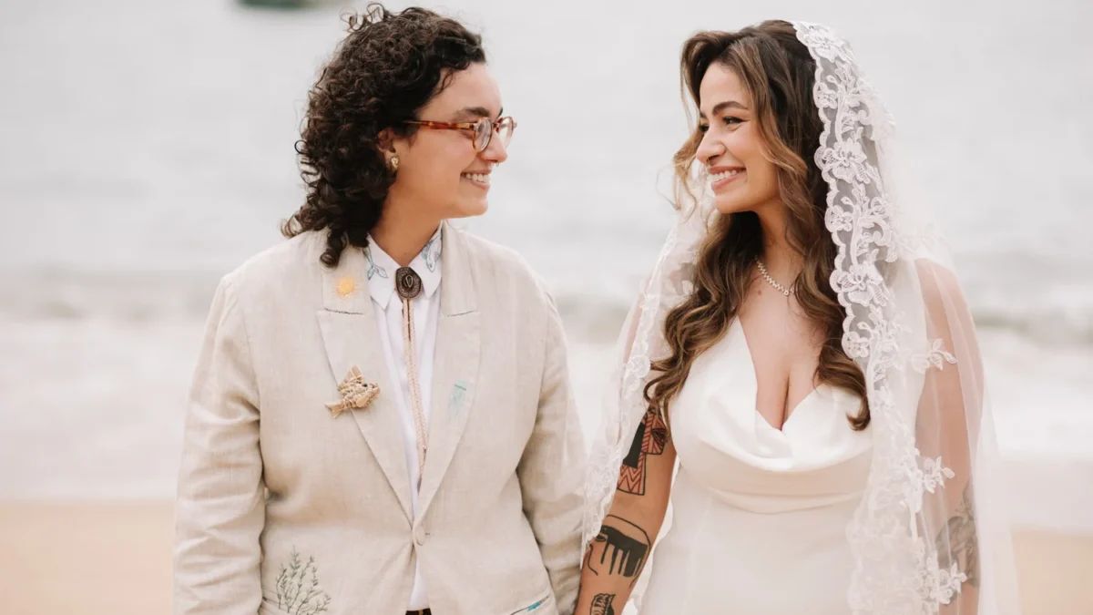 Rafaela and Nathalia’s Paraty Wedding Arrived by Boat to a Caiçara Community at the Edge of the Atlantic Forest