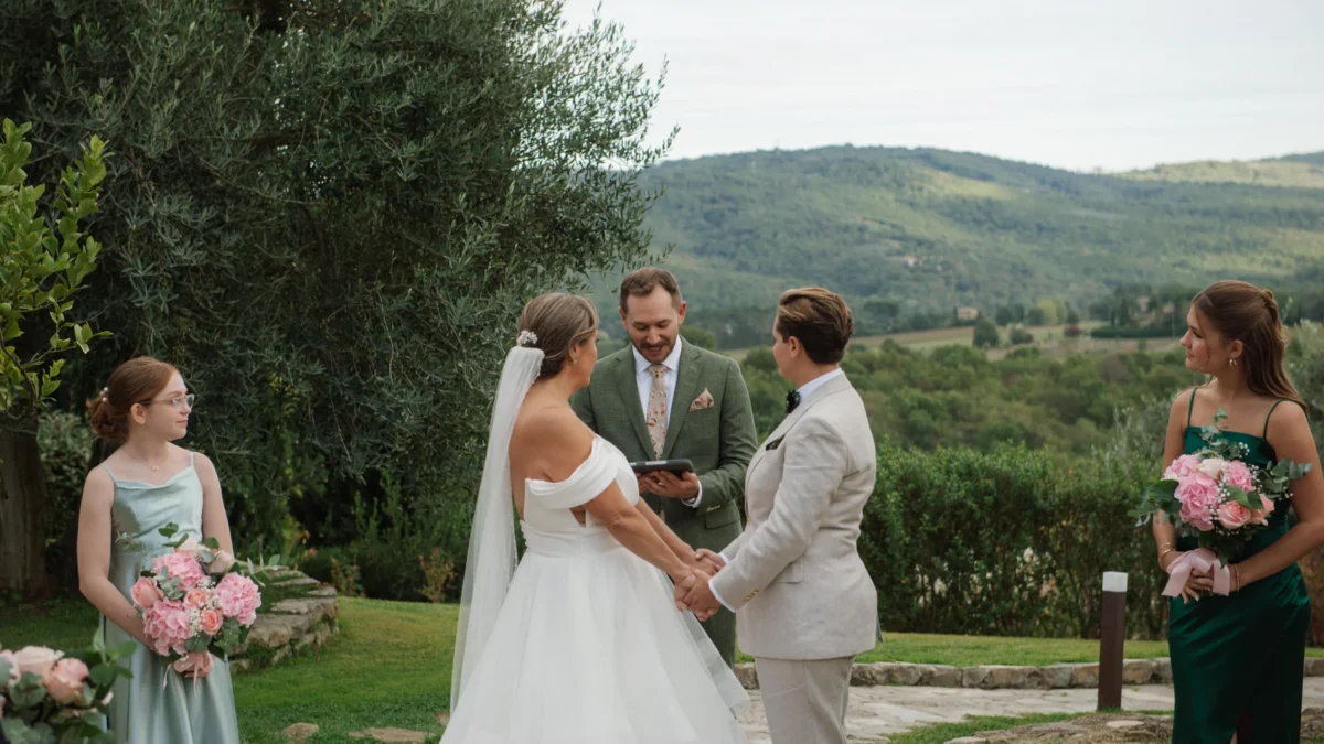Lauren and Jasmine’s Intimate Destination Wedding at Casa Cornacchi, Tuscany