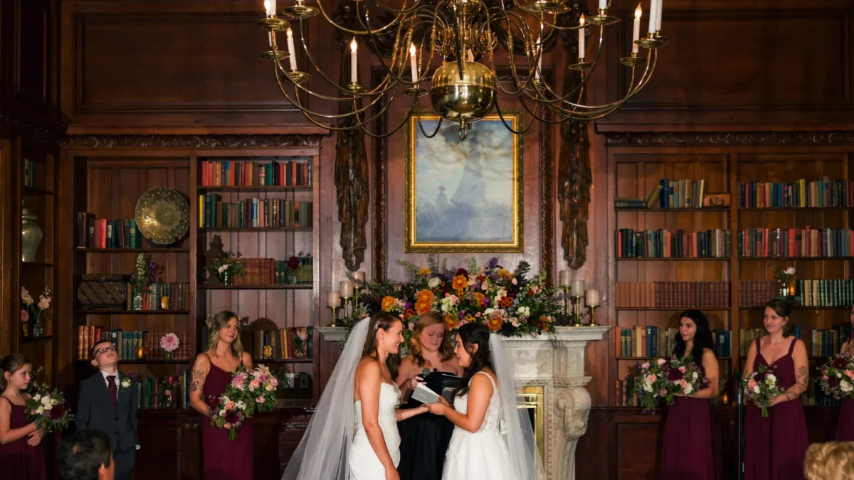Ashton and Stephanie’s Hampshire House Wedding Featured a Guest Book Quilt Everyone Helped Make