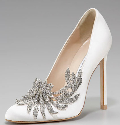 Bella Swan's Twilight wedding shoes with crystal beaded vine appliqué