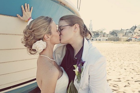best-kiss-2012-gay-and-lesbian-weddings-courtney-katie