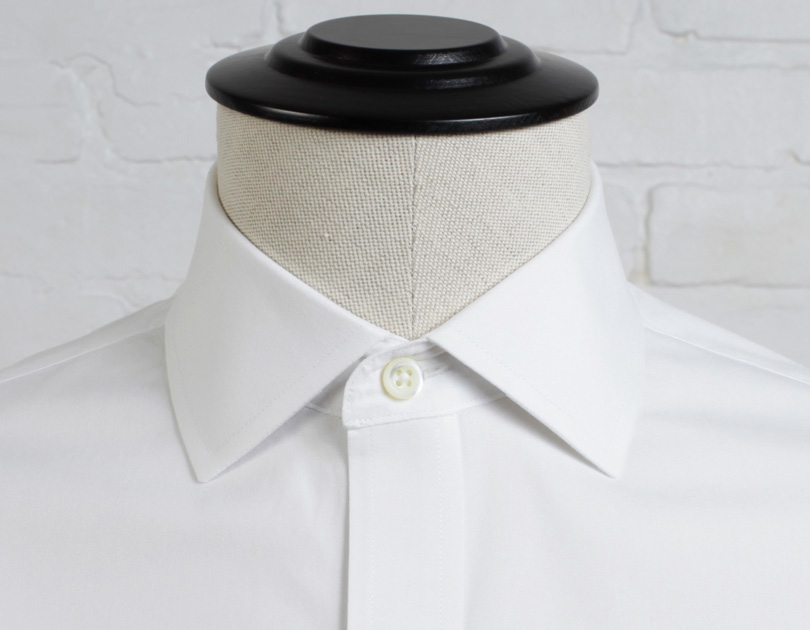 collar-types-basic-spread-collar
