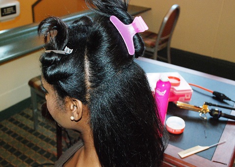 diy-wedding-african-american-hairstyle-twisted-low-bun-step-1