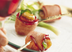 fall-hors-doeuvres-bacon-wrapped-figs