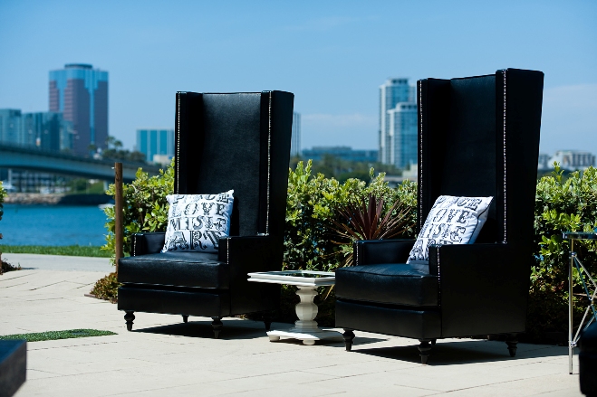 form-decor-wedding-furniture-rental-large-black-chairs