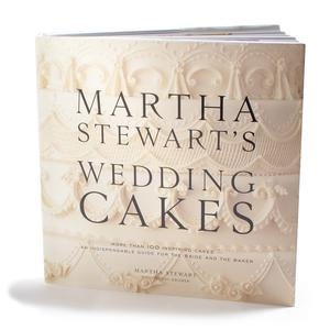 gay-wedding-planning-martha-stewart-cakes