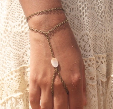 gay-wedding-style-pearl-jewelry-bracelet