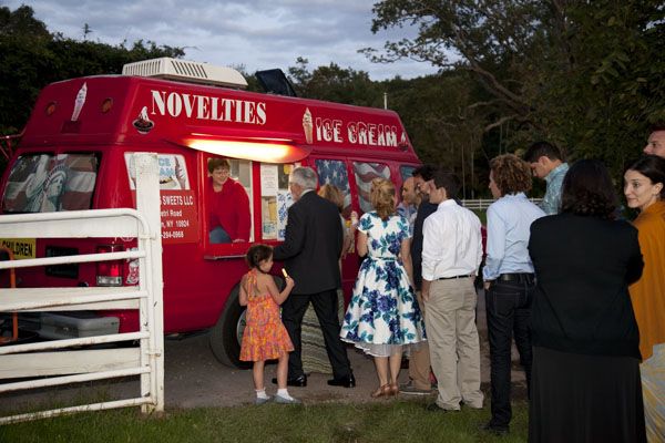 ice-cream-food-truck-gay-wedding