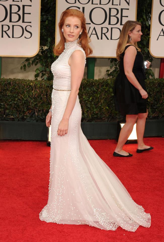 jessica-chastain-givenchy-golden-globes